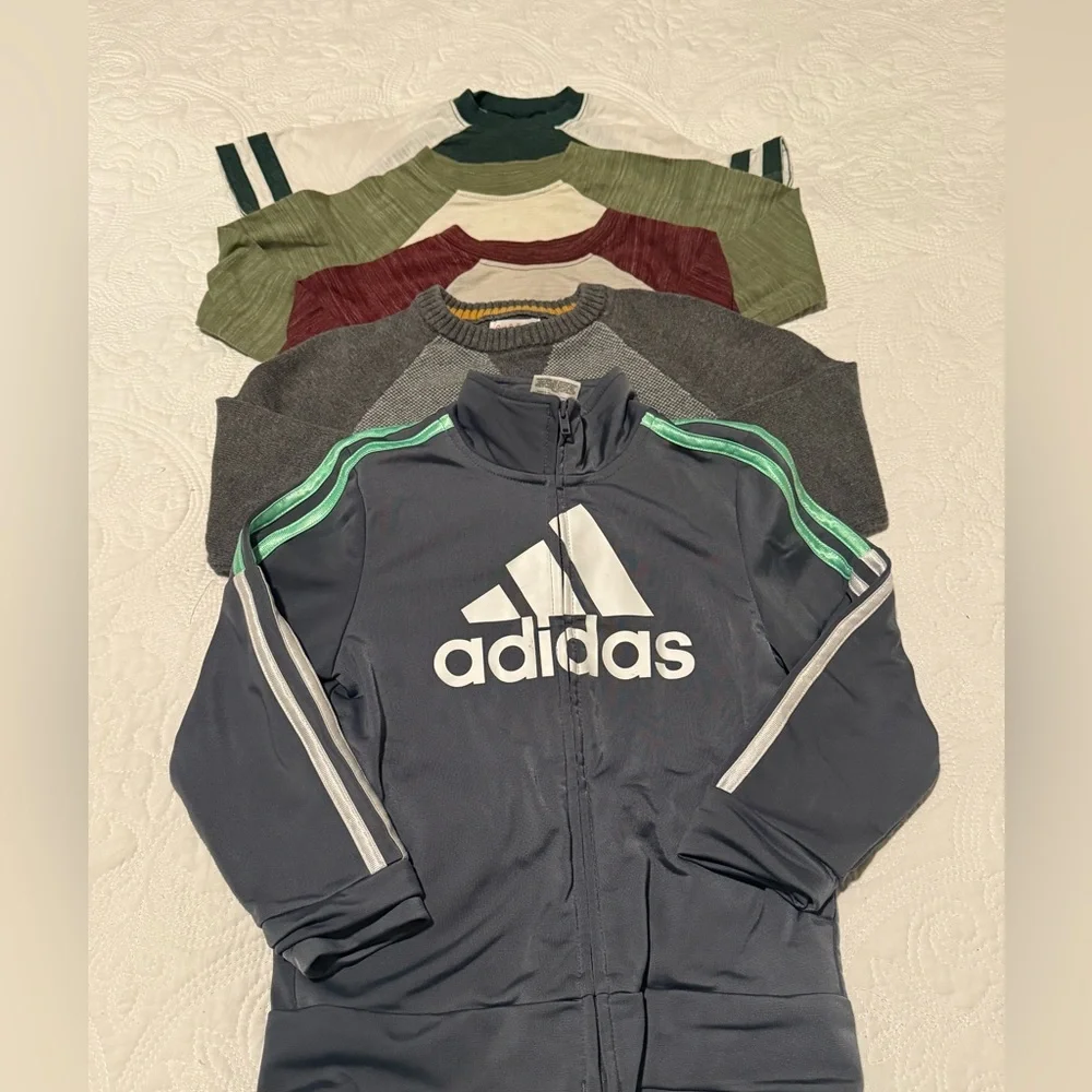 Bundle - 5 items of boys sweaters and shirts 4T